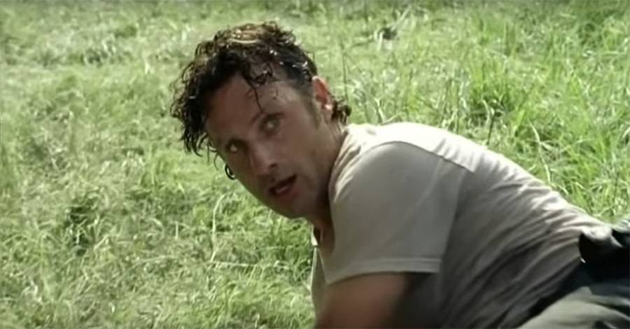 Hell Breaks Loose In Walking Dead MidSeason Finale Promo Hell Breaks Loose In Walking Dead MidSeason Finale Promo
